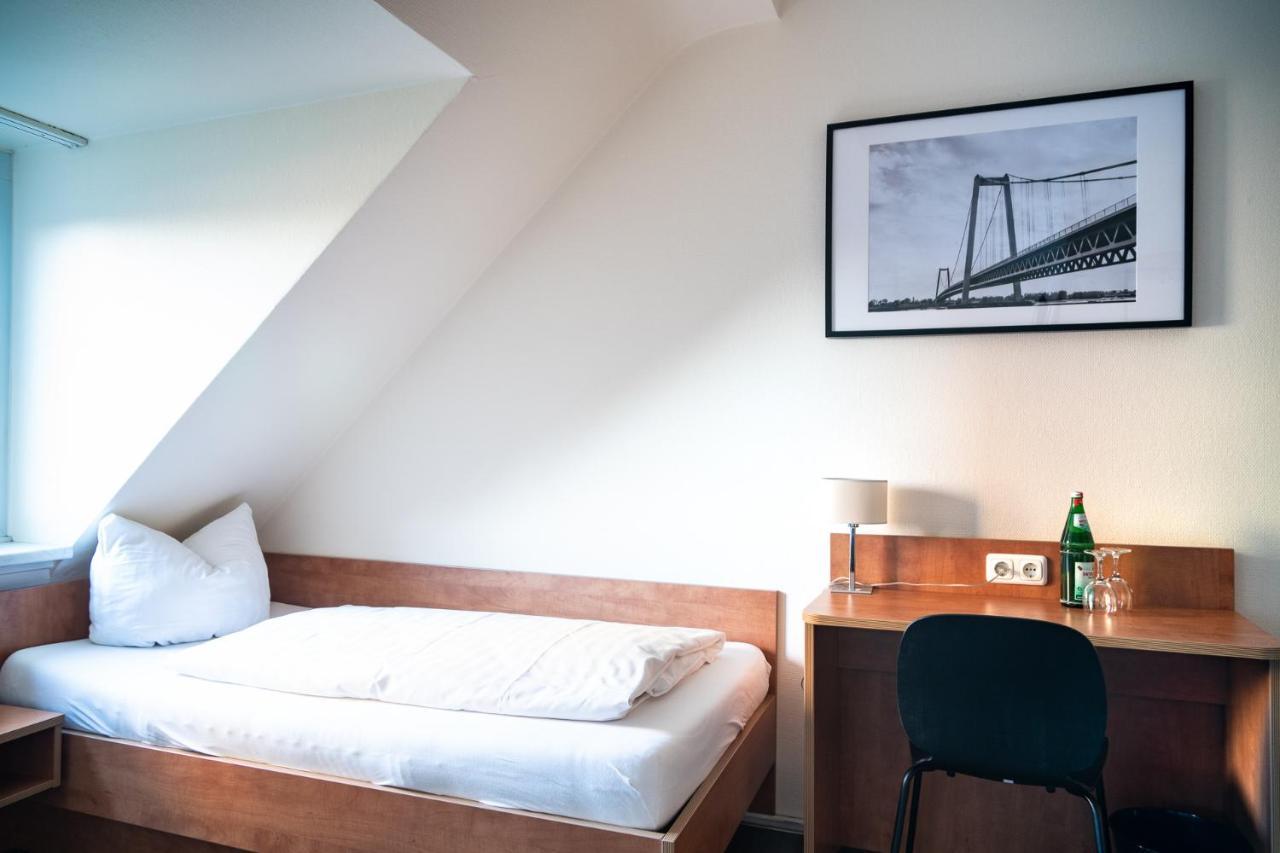 Rheinpromenade8 Hotel